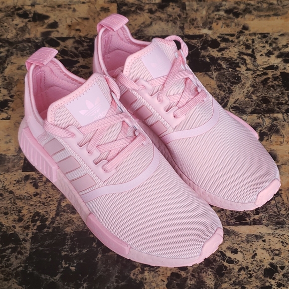 nmd r1 athletic shoe